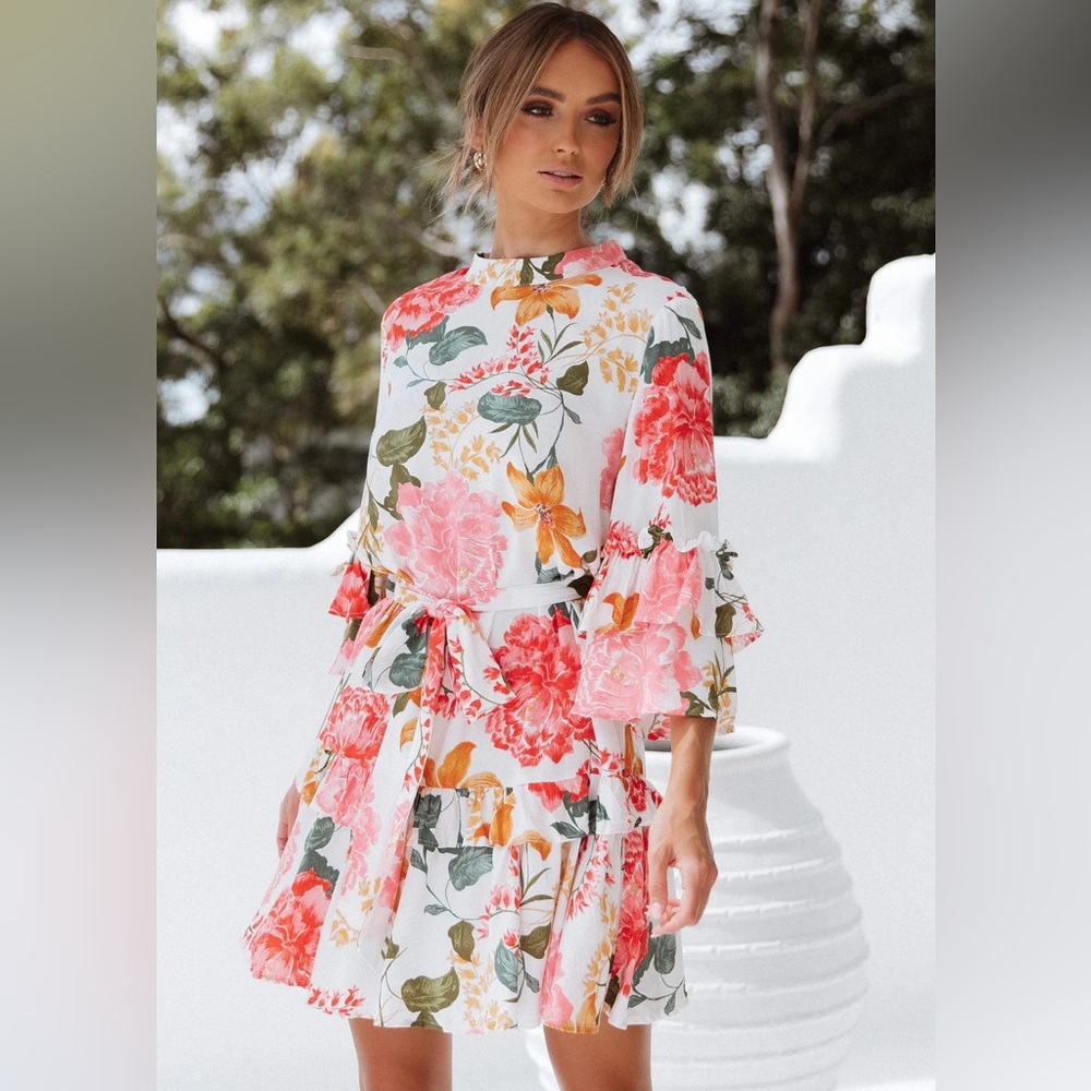 NWT and in bag Petal & Pup floral dress!